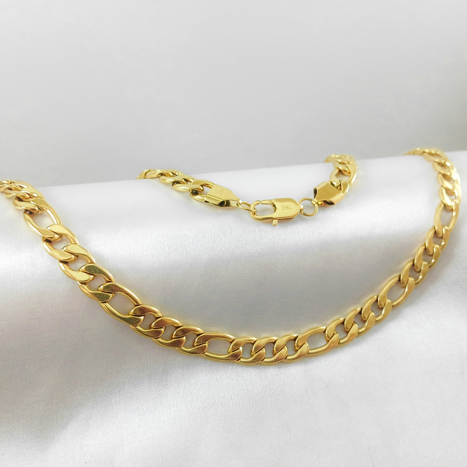 Cadena Cartier en Oro Laminado 18K Hombre