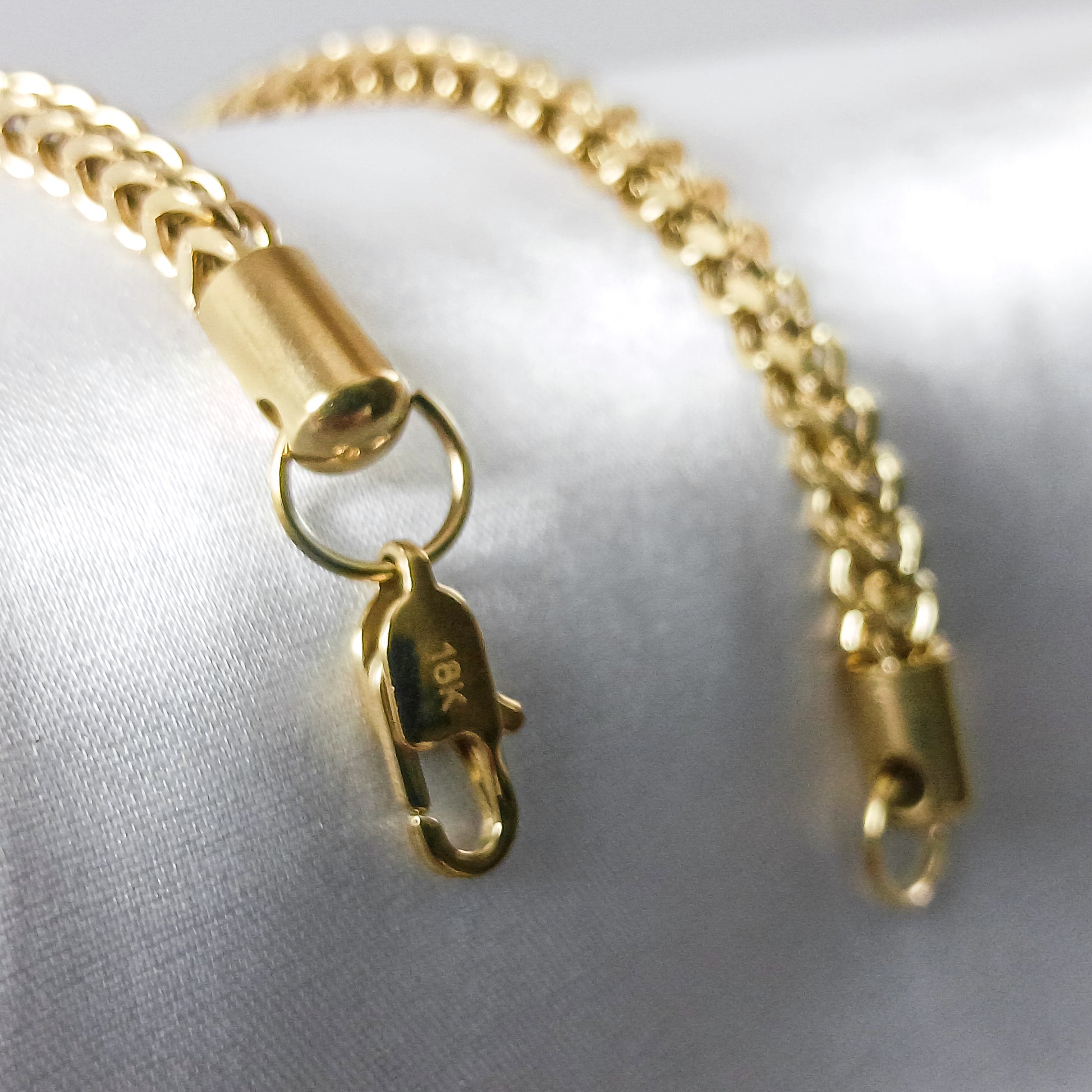 Pulso Franco en Oro Laminado 18K Hombre
