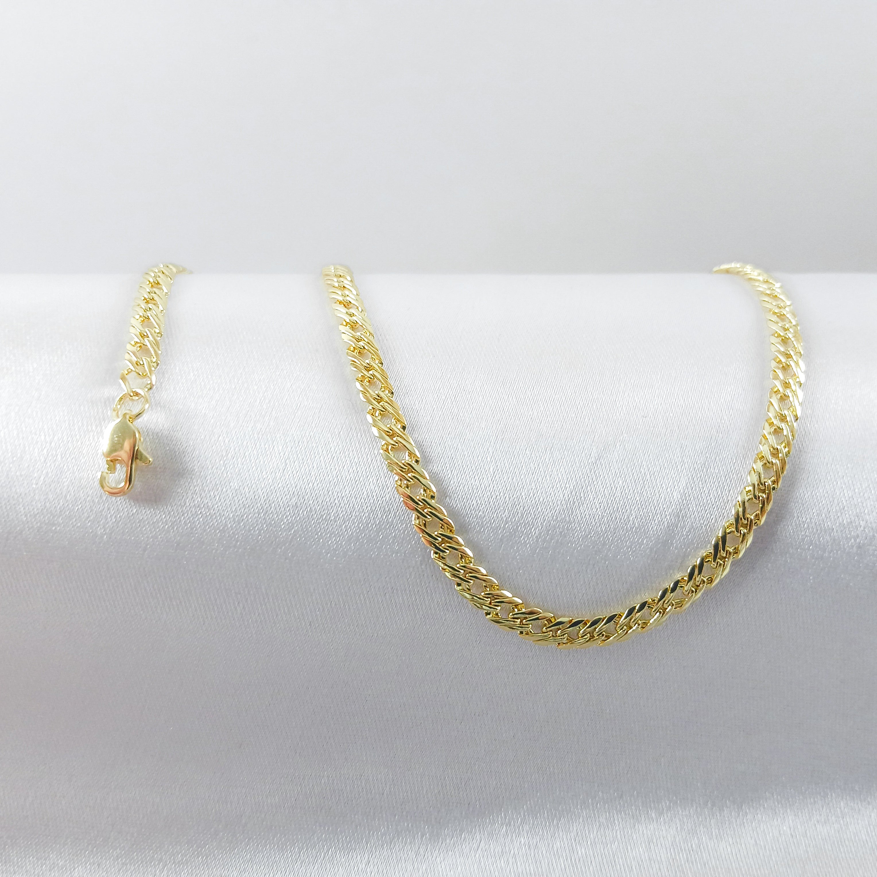 Cadena Entrelazada en Oro Laminado 18K Hombre